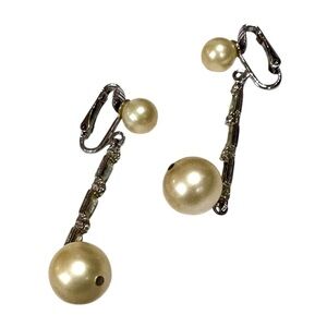 Vintage Marvella Elegant Gold faux Diamond & Pearl Drop Earrings